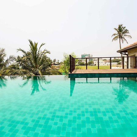 Yoho Rivi Ras Hotel Dehiwala-Mount Lavinia Esterno foto