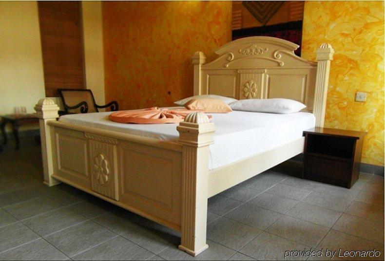 Yoho Rivi Ras Hotel Dehiwala-Mount Lavinia Camera foto