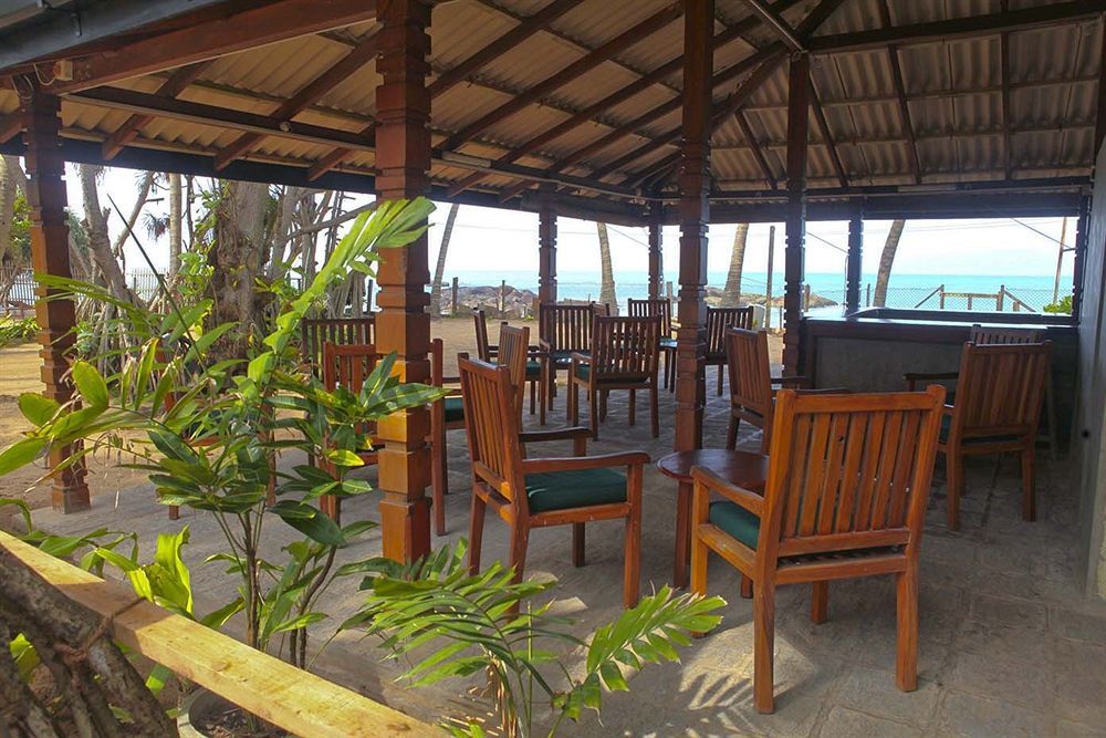 Yoho Rivi Ras Hotel Dehiwala-Mount Lavinia Esterno foto