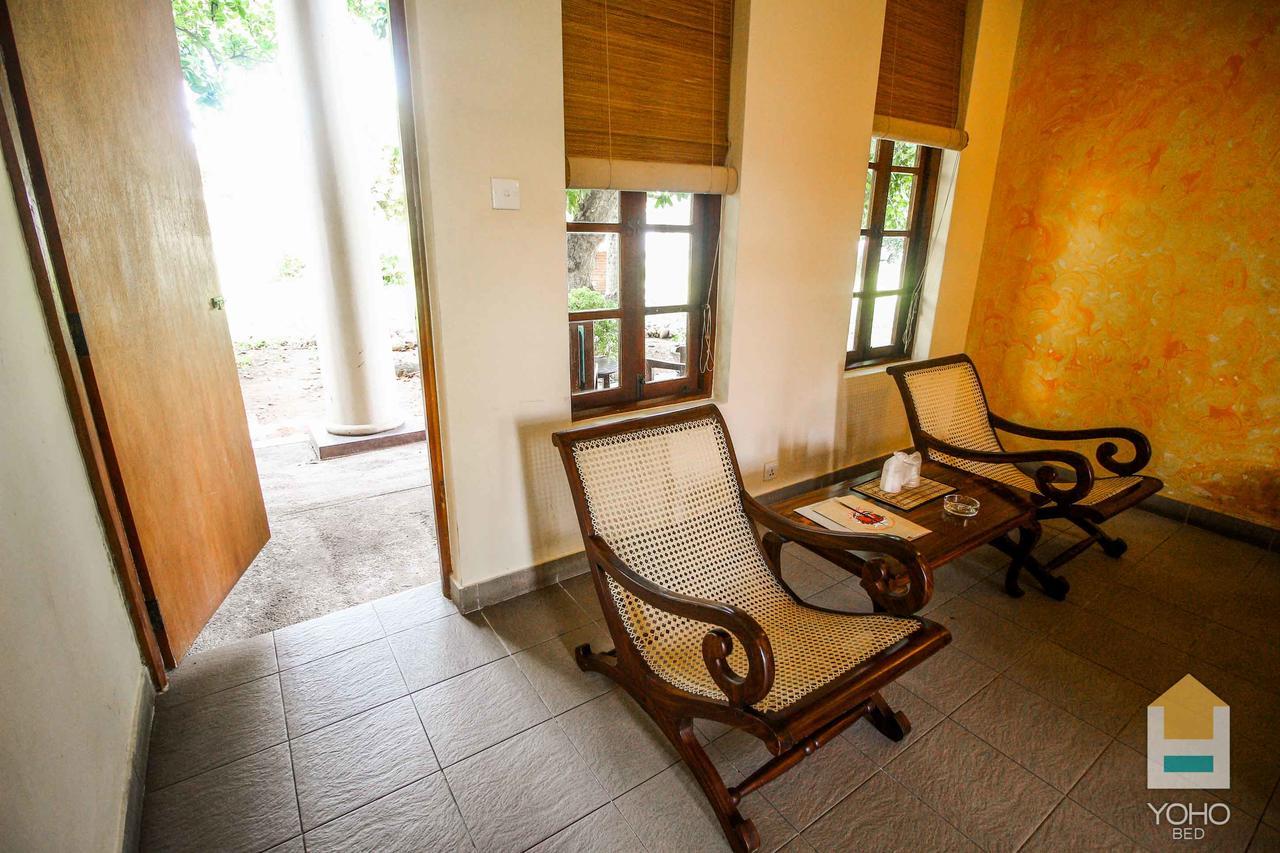 Yoho Rivi Ras Hotel Dehiwala-Mount Lavinia Esterno foto