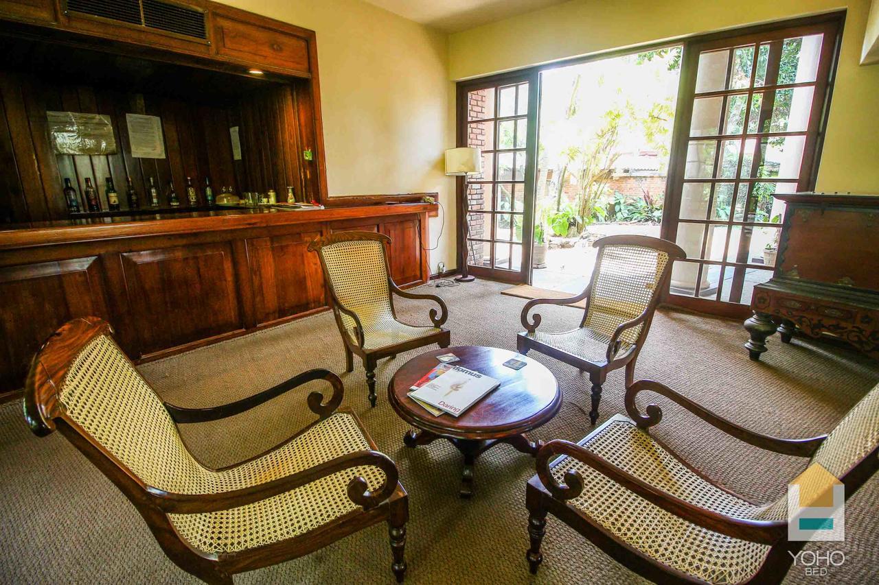 Yoho Rivi Ras Hotel Dehiwala-Mount Lavinia Esterno foto