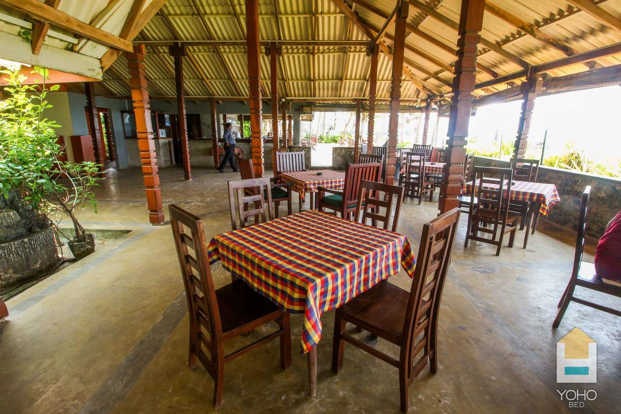 Yoho Rivi Ras Hotel Dehiwala-Mount Lavinia Esterno foto