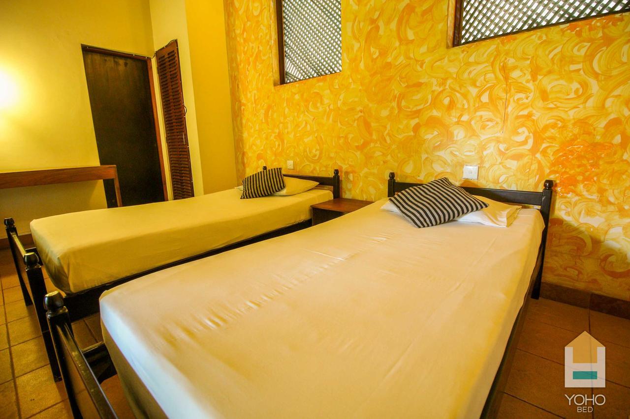 Yoho Rivi Ras Hotel Dehiwala-Mount Lavinia Esterno foto